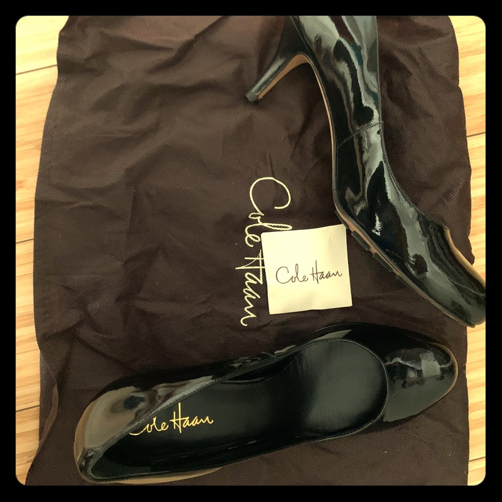 Colehaan Kitten heels